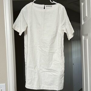Abercrombie and Fitch White Linen T-shirt Dress with pockets